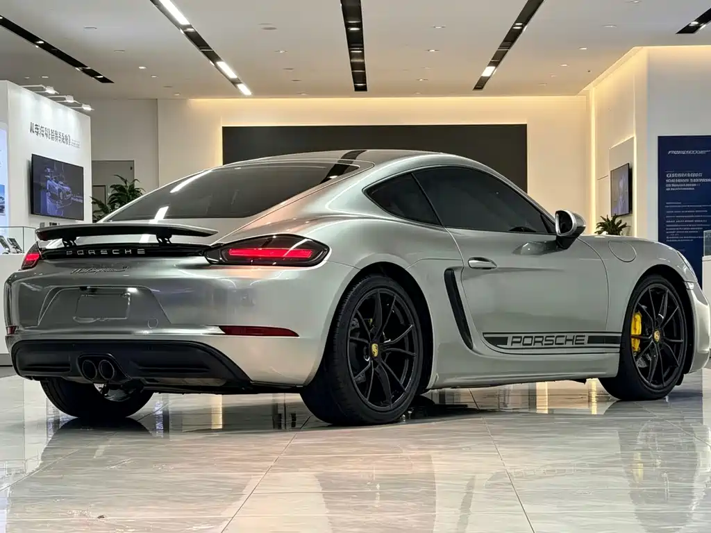 Porsche 718 2018 — фото 9