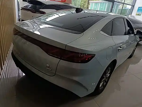 BYD Qin L 2025