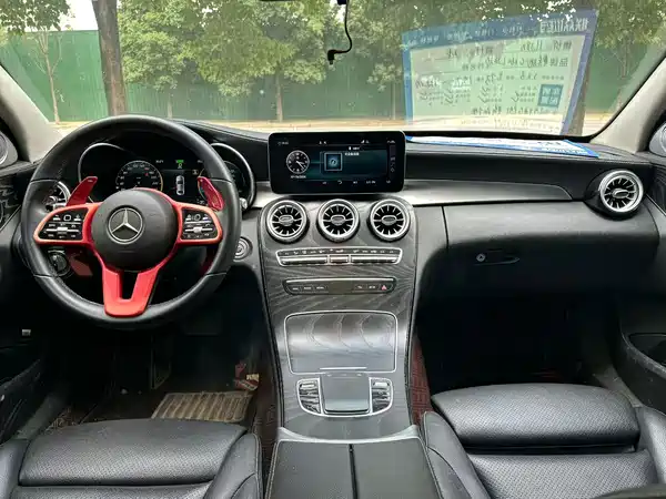 Mercedes-Benz C-Class 2019