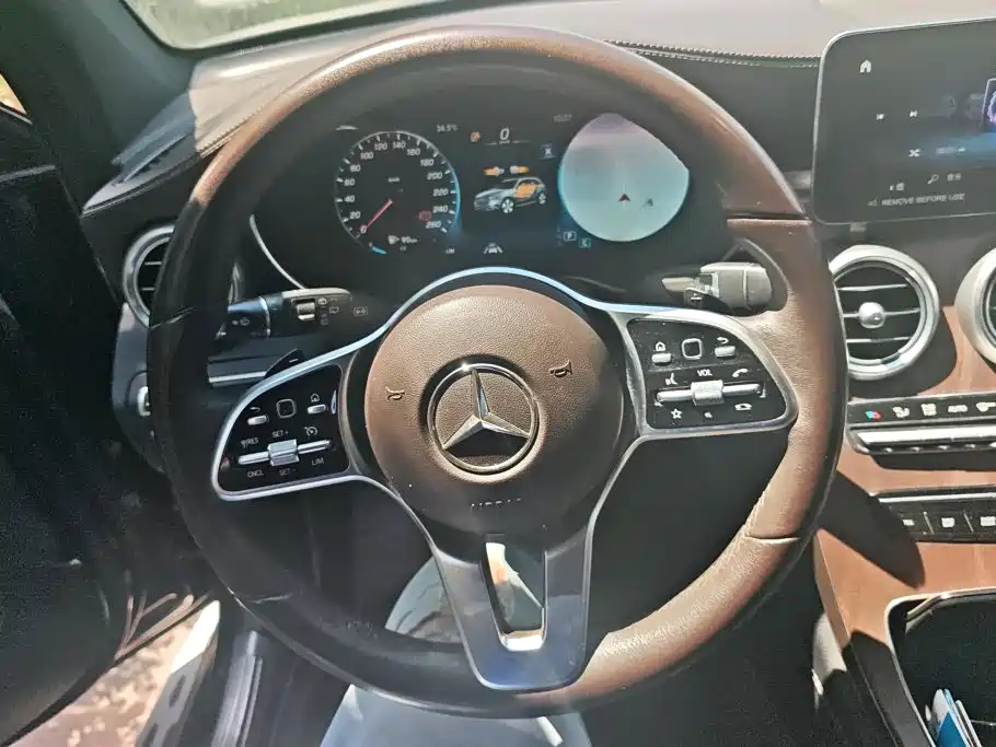 Mercedes-Benz GLC 2022 — фото 15