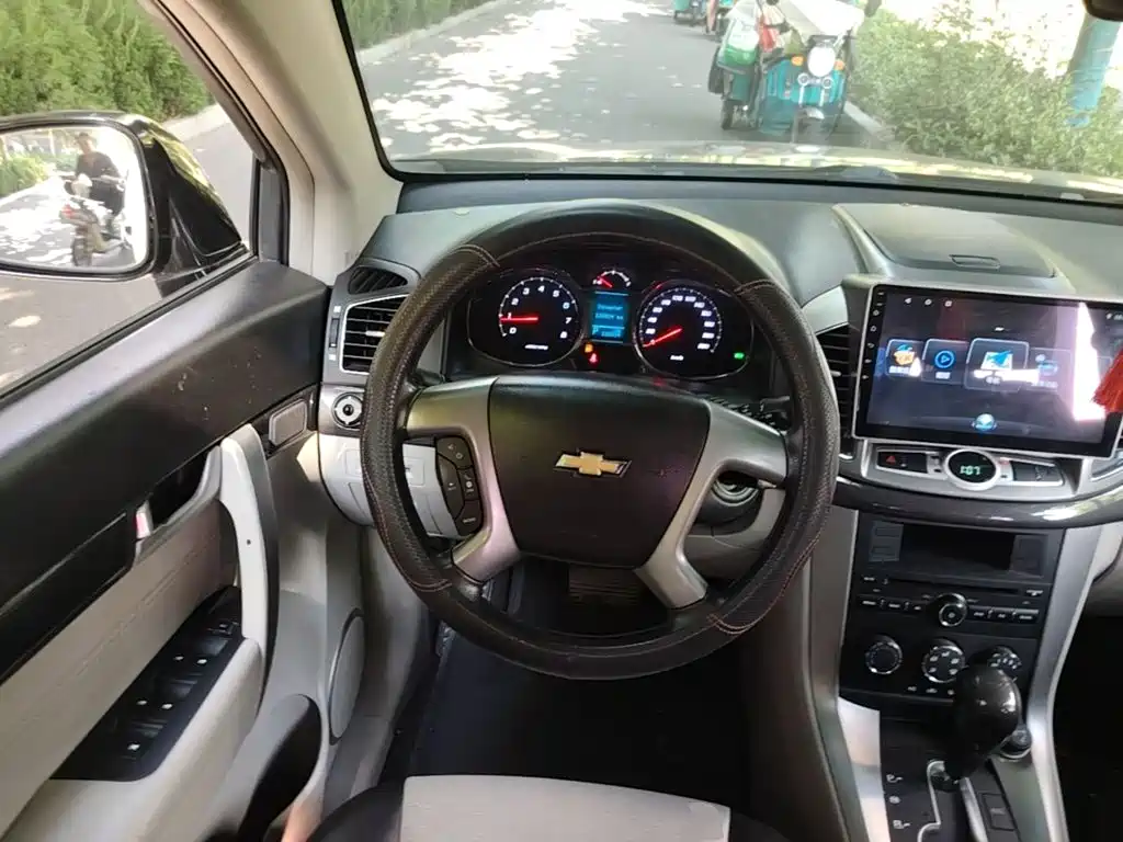 Chevrolet Captiva 2016 — фото 11