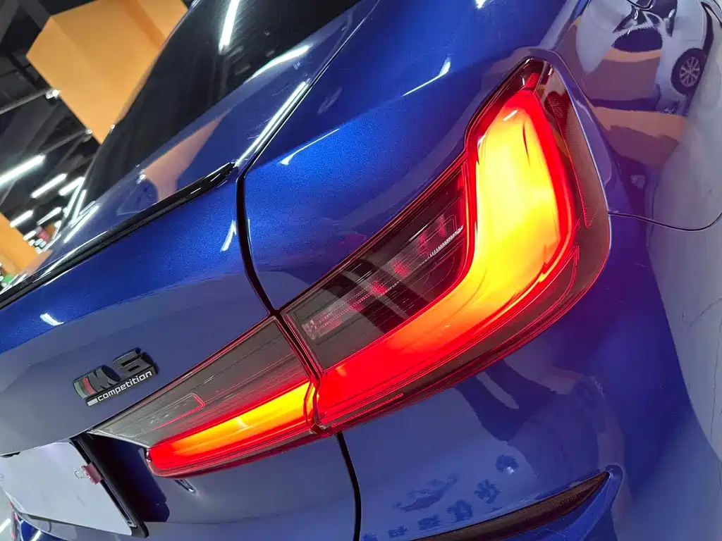 BMW 3 Series 2021 — фото 14