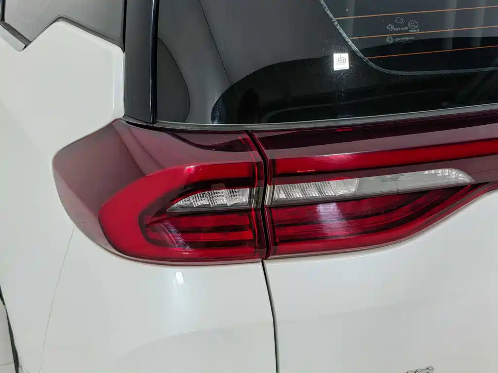 GAC Trumpchi M6 2020 — фото 17