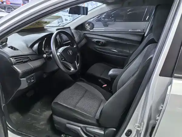 Toyota Vios FS 2022