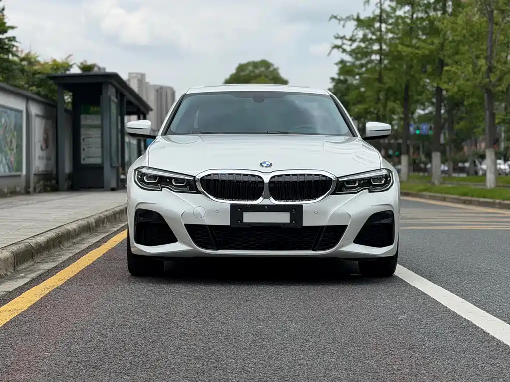 BMW 3 Series 2022