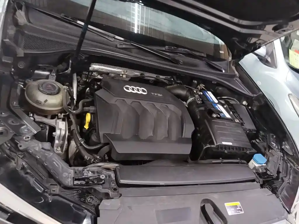 Audi Q3 Sportback 2023 — фото 16
