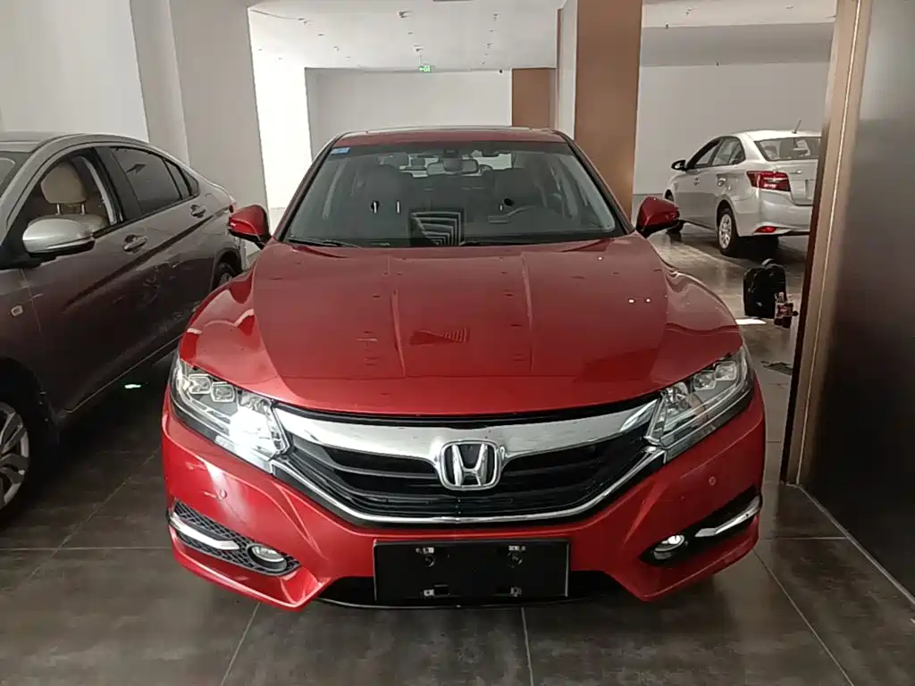 Honda Spirior 2016 — фото 3