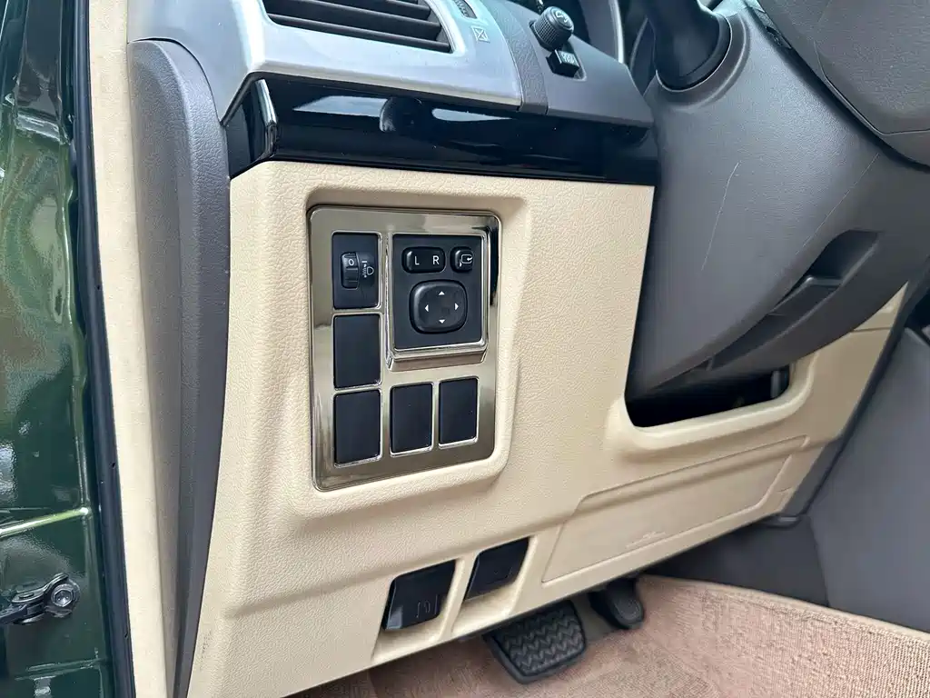 Toyota Prado 2017 — фото 12