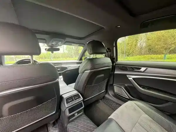 Audi A6L 2020