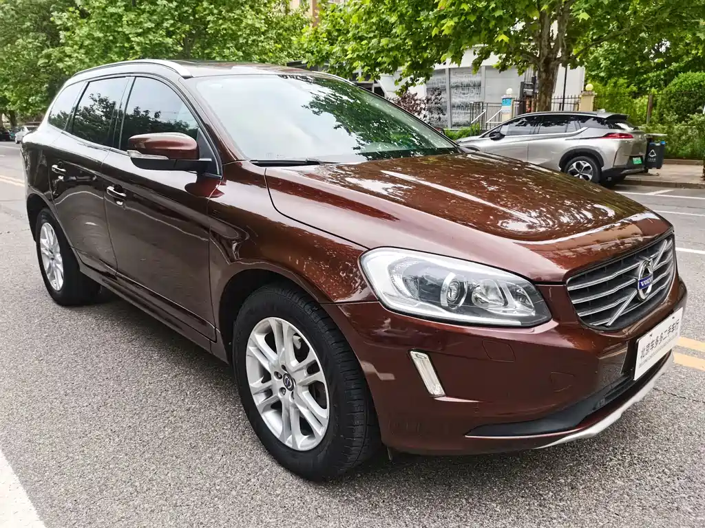 Volvo XC60 2014 — фото 2