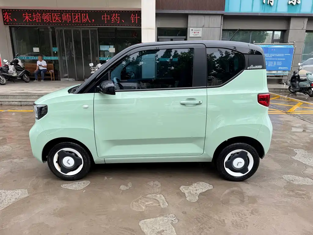 Wuling Hongguang MINIEV 2022