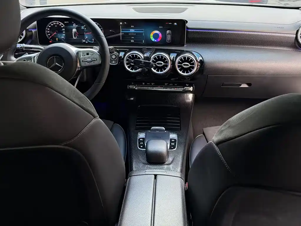 Mercedes-Benz A-Class 2020 — фото 20