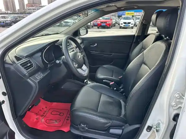 Kia K2 2012