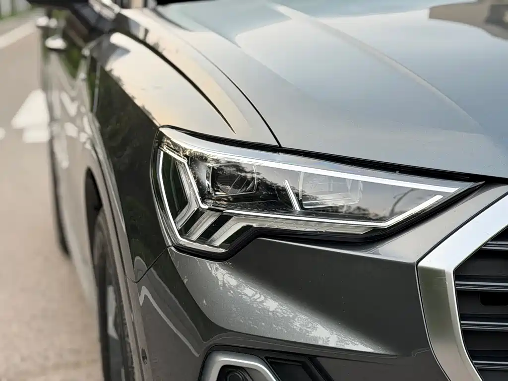 Audi Q3 2023 — фото 13
