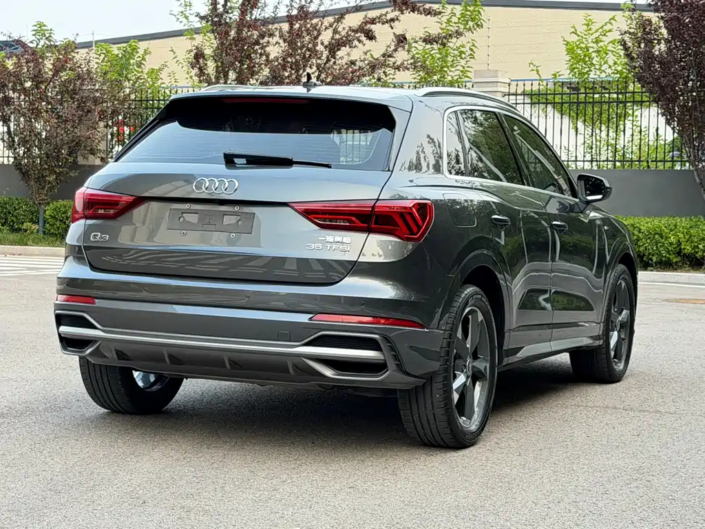 Audi Q3 2023 — фото 20