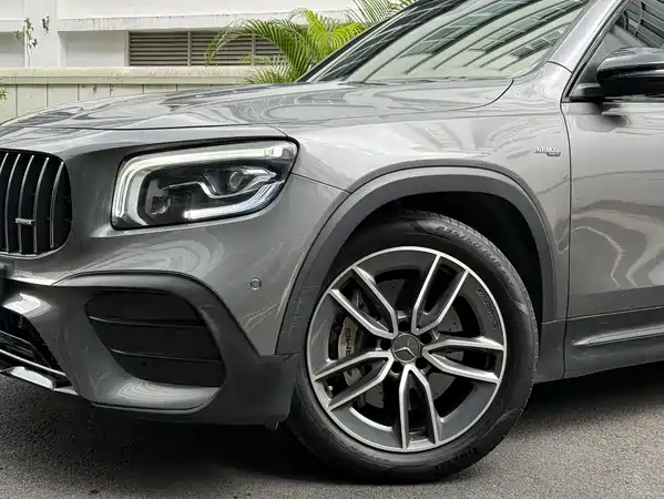 Mercedes-Benz GLB AMG 2021
