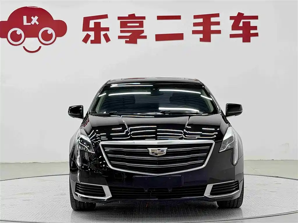 Cadillac XTS 2018 — фото 8