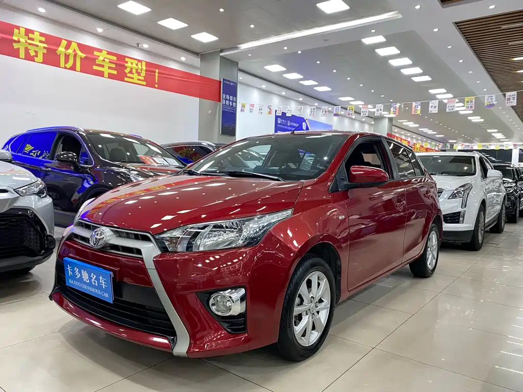 Toyota Yaris L 2014