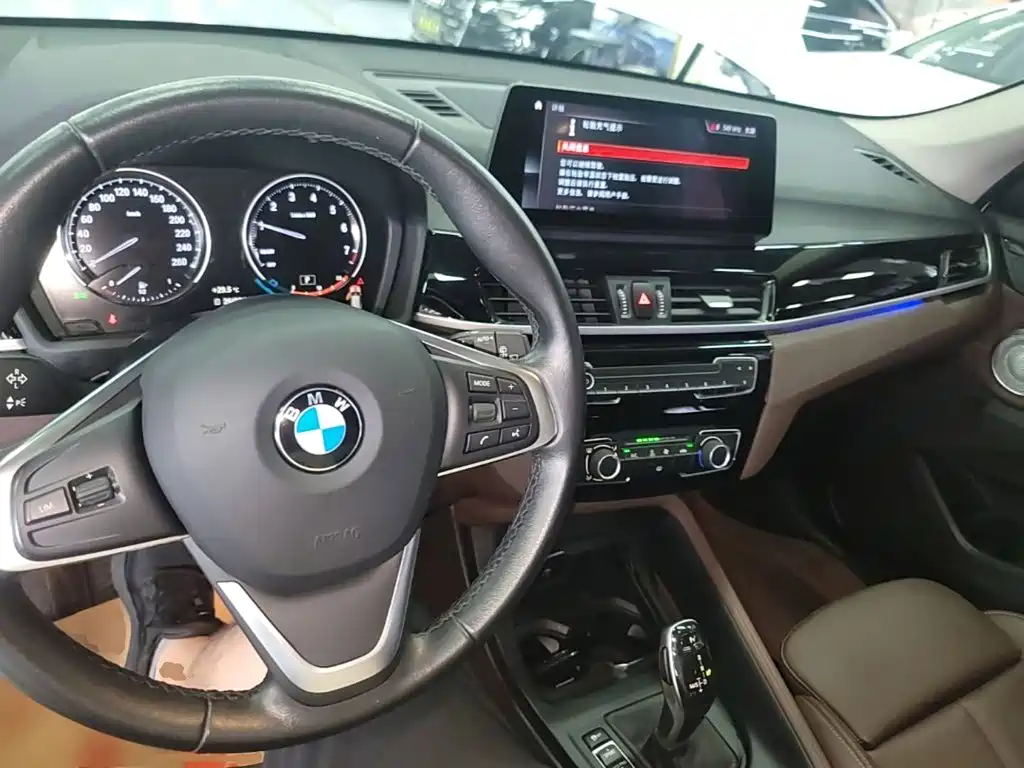 BMW X1 2021 — фото 9