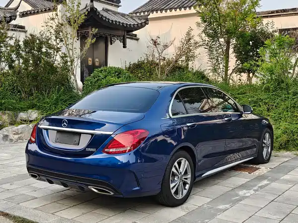 Mercedes-Benz C-Class 2018