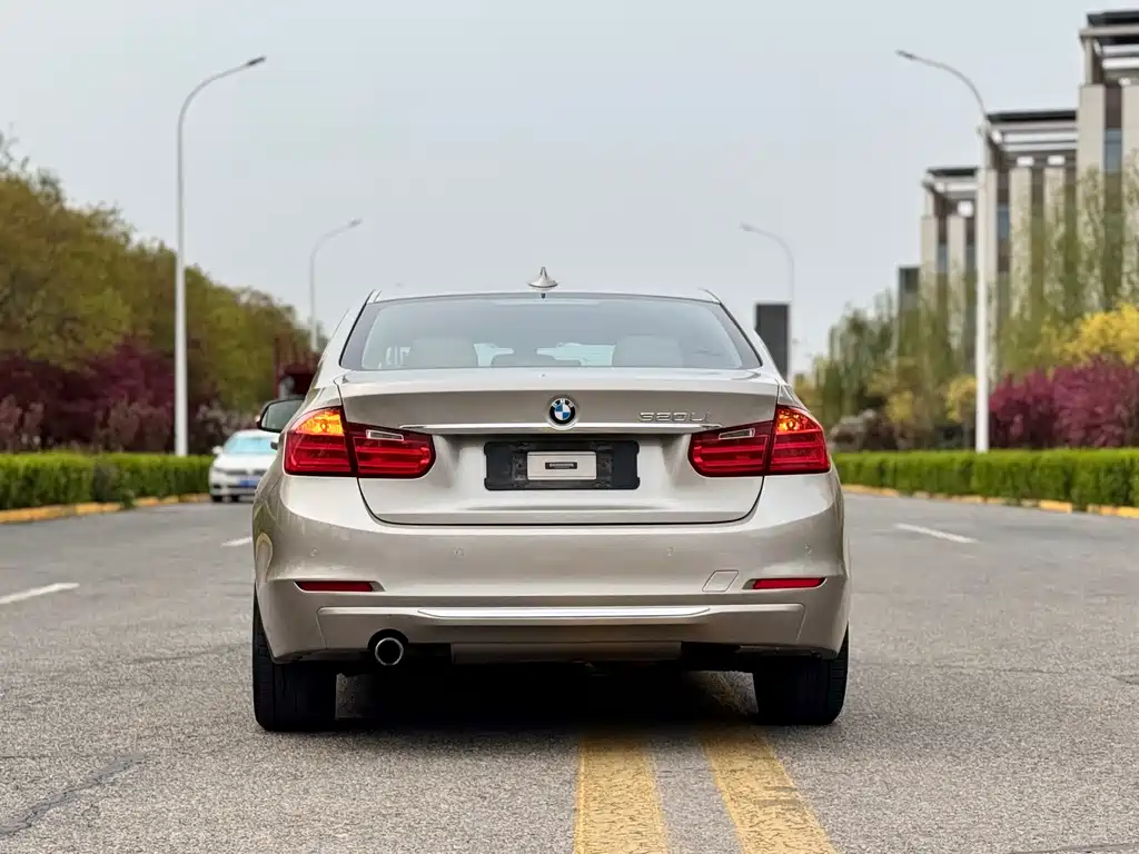 BMW 3 Series 2013 — фото 28