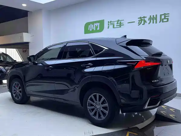 Lexus NX 2020