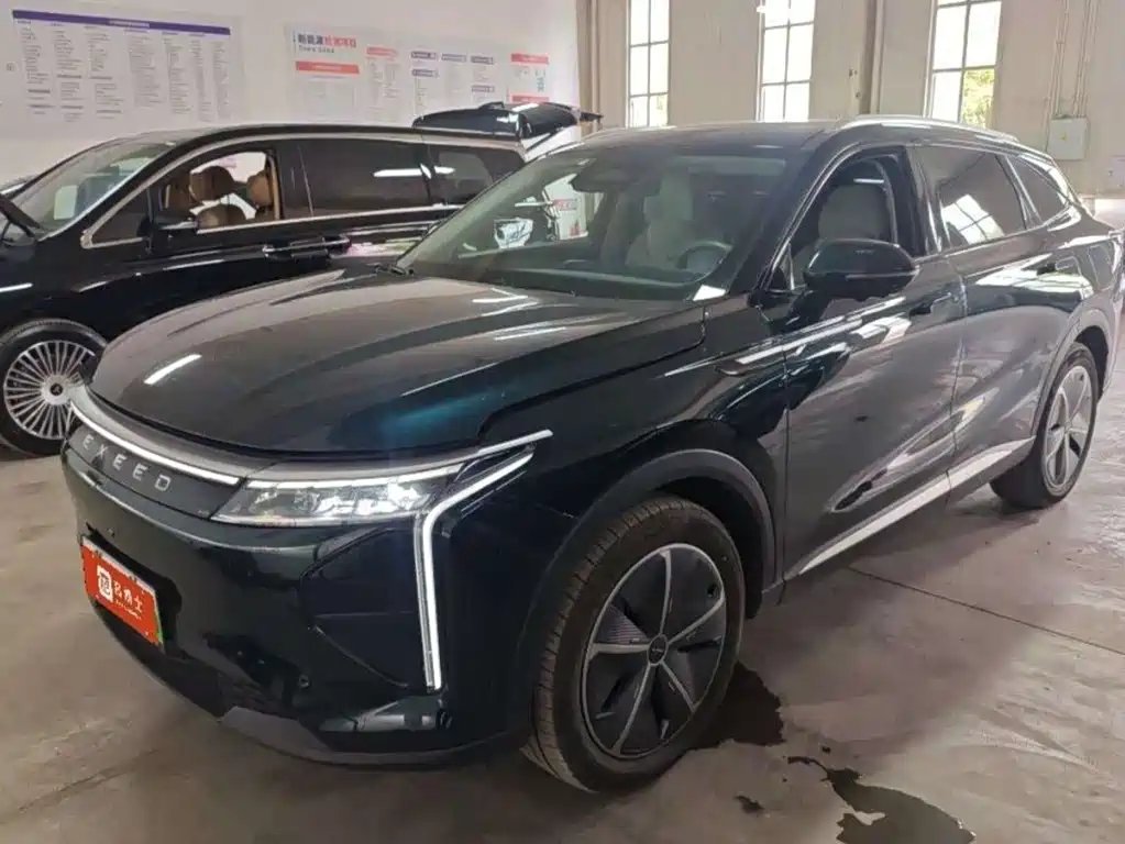 Exeed Yaoguang C-DM 2024 — фото 1