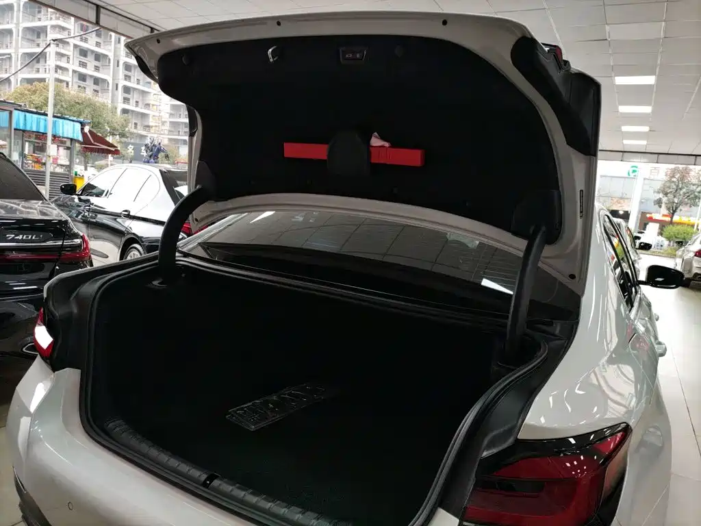 BMW 5 Series 2023 — фото 15