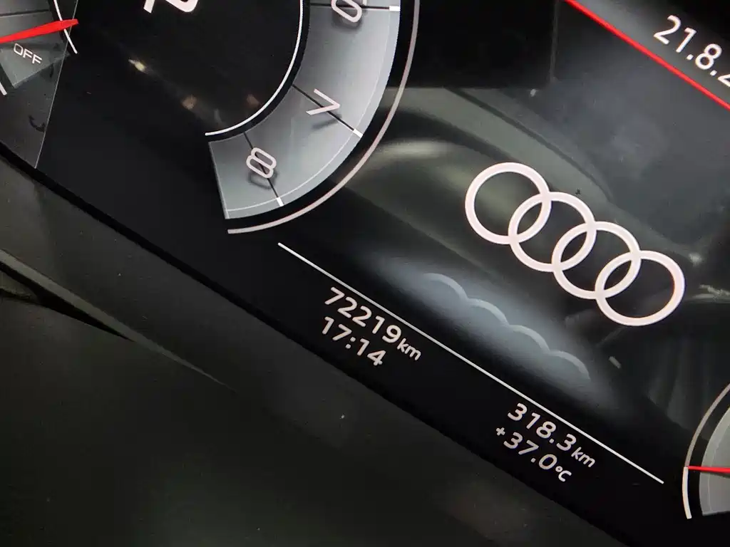 Audi Q7 2021 — фото 12