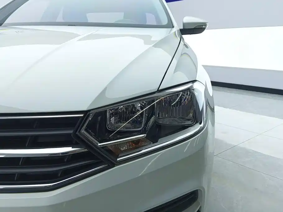 Volkswagen Bora 2016
