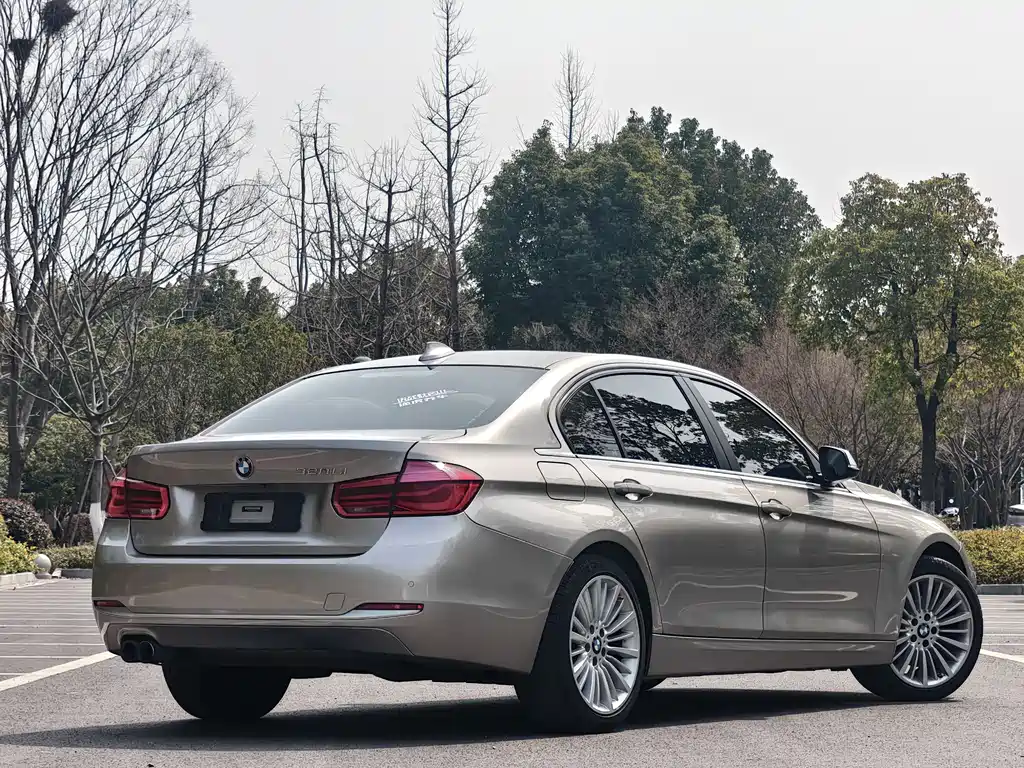 BMW 3 Series 2017 — фото 2