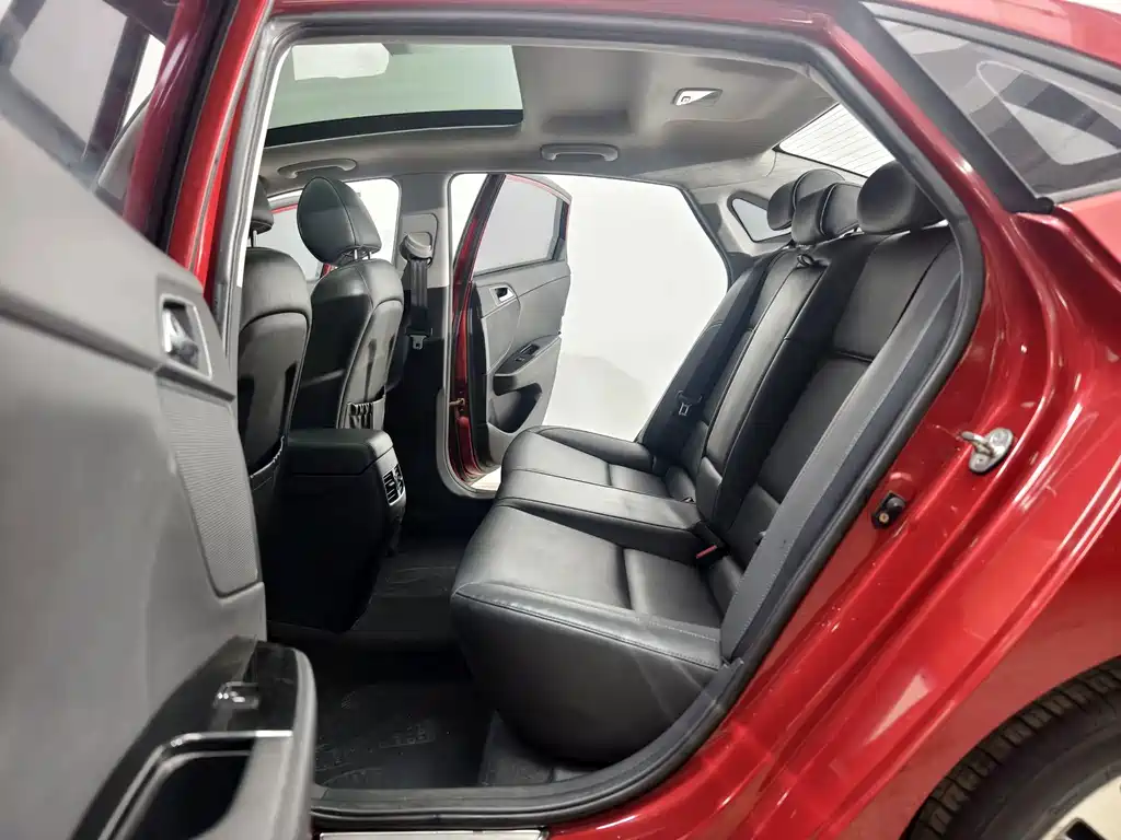 Hyundai Mistra 2015 — фото 13