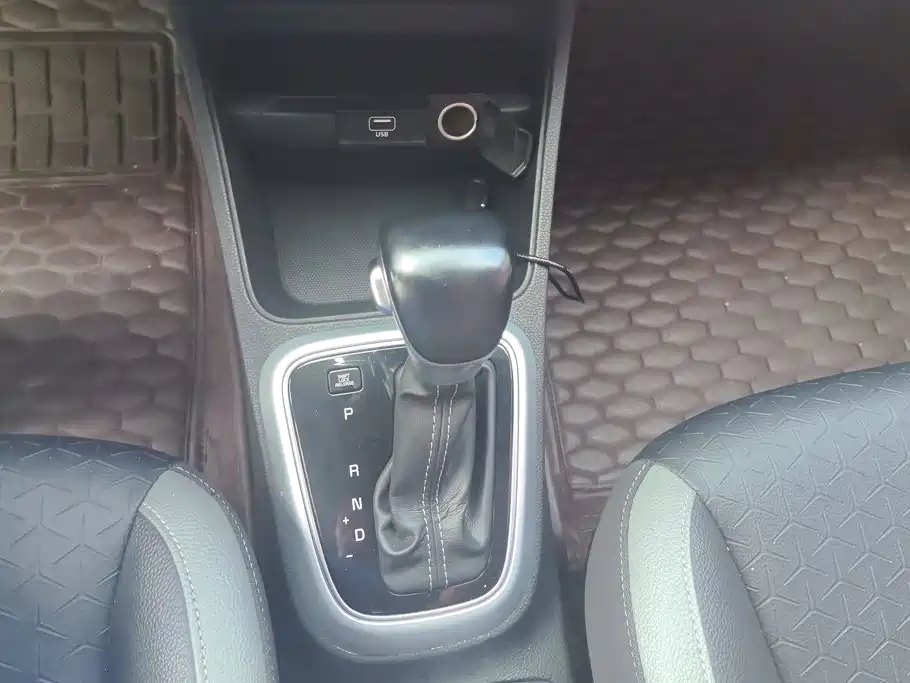 Kia KX1 2019 — фото 16