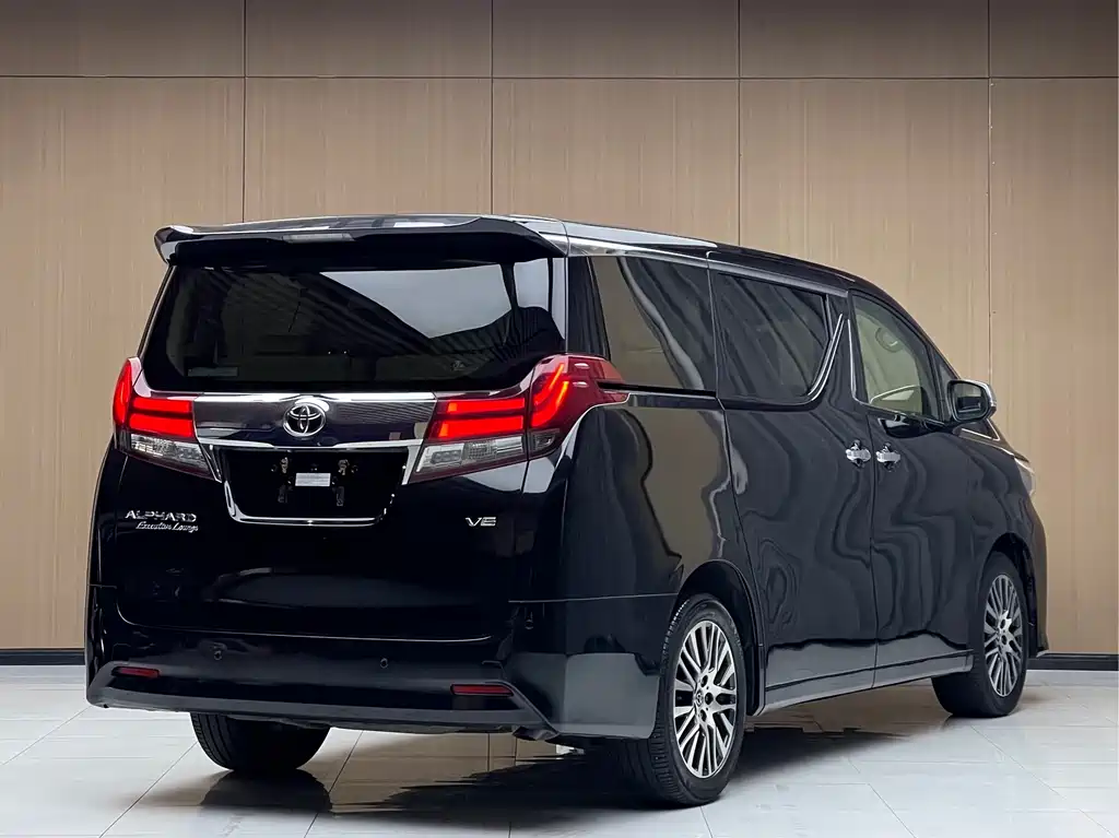 Toyota Alphard 2018