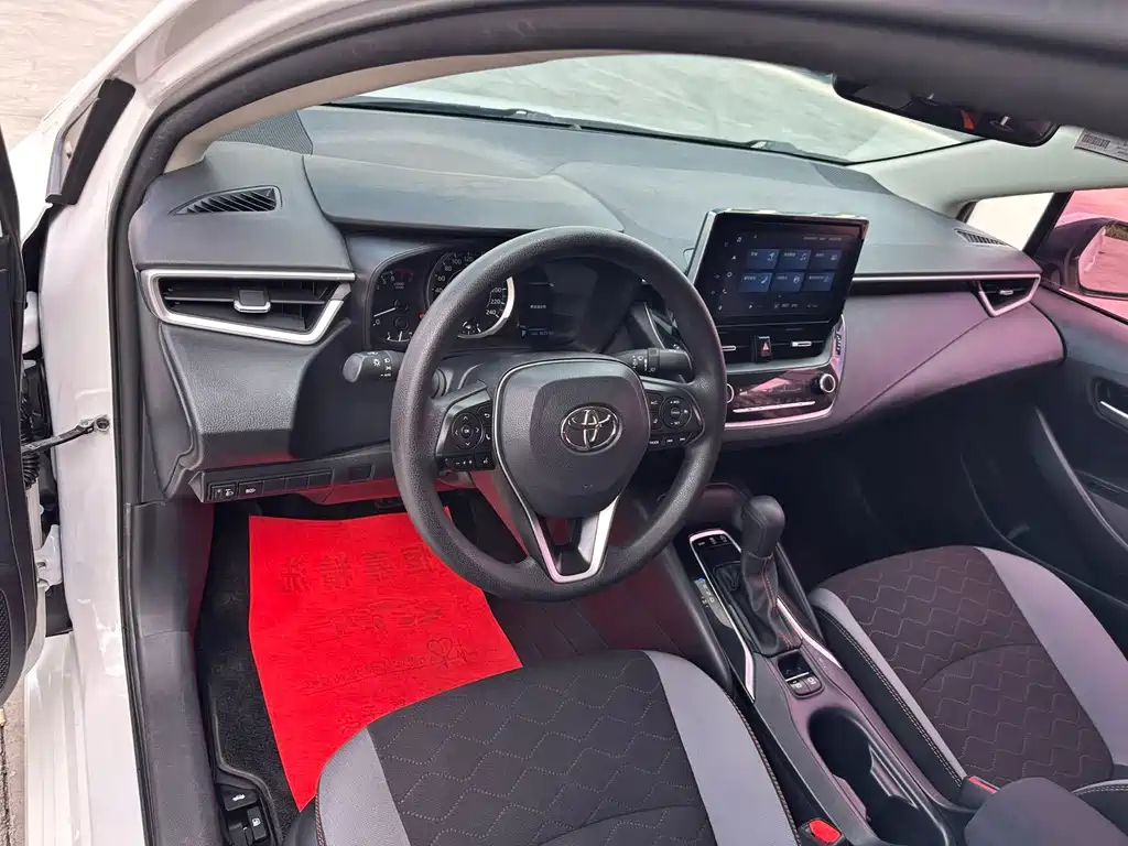 Toyota Corolla 2022 — фото 12