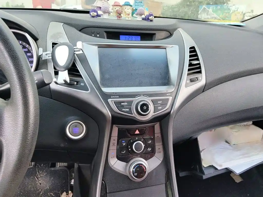 Hyundai Elantra 2016