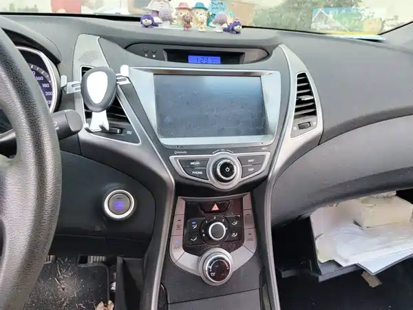 Hyundai Elantra Langdong 2016