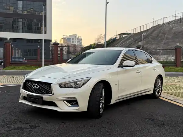 Infiniti Q50L 2022