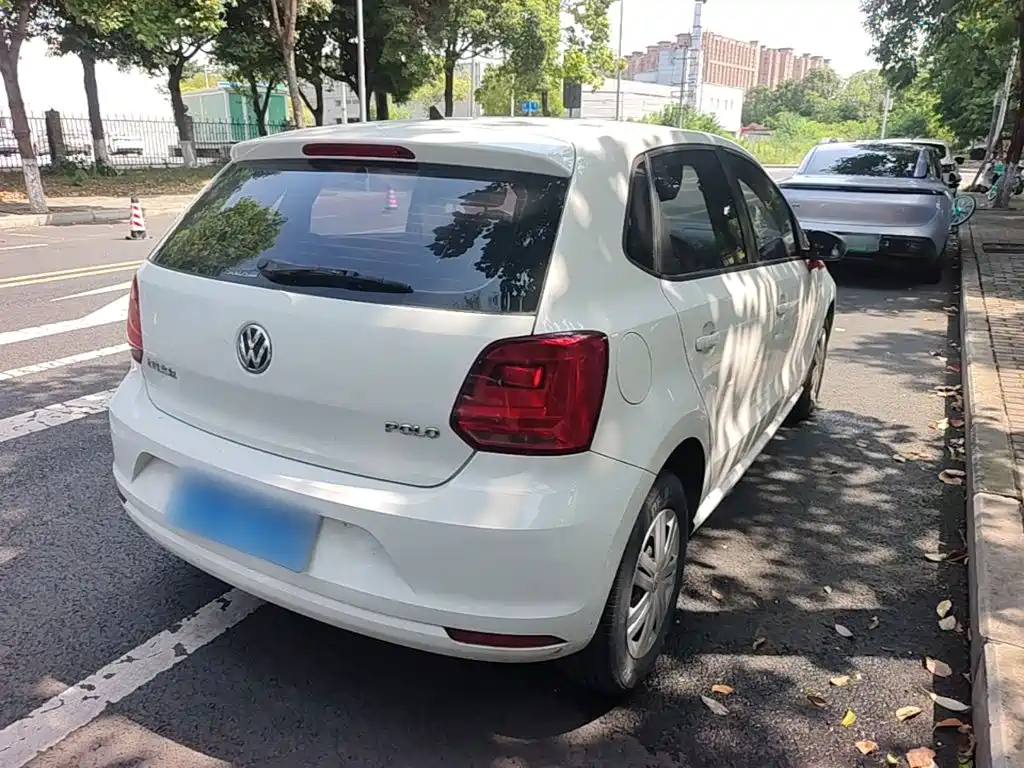 Volkswagen Polo 2016