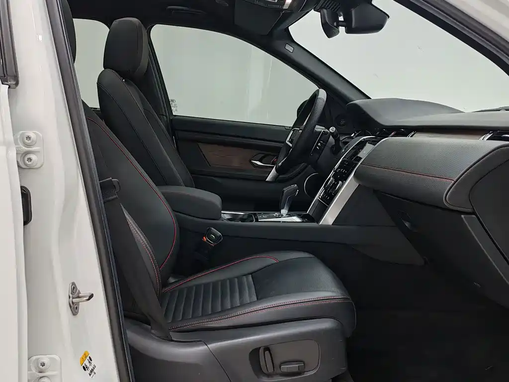 Land Rover Discovery Sport 2022 — фото 9