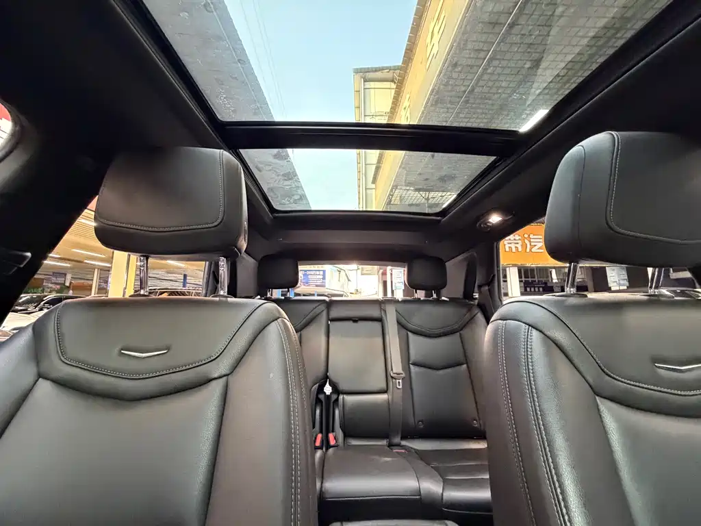 Cadillac XT5 2022 — фото 20