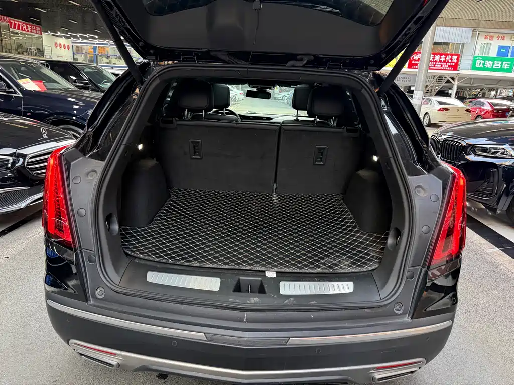 Cadillac XT5 2022 — фото 23