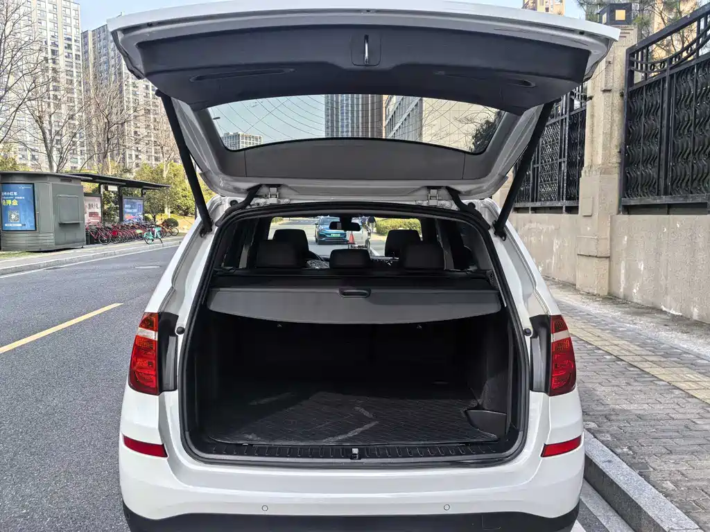BMW X3 2017 — фото 14