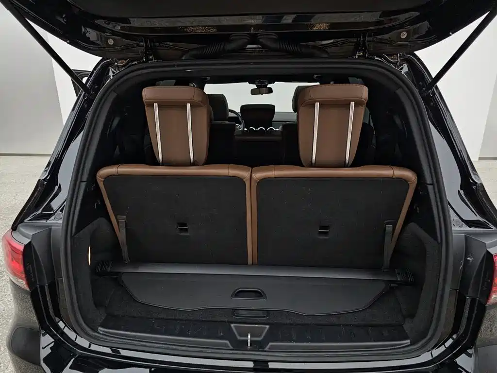 Mercedes-Benz GLB 2023 — фото 15