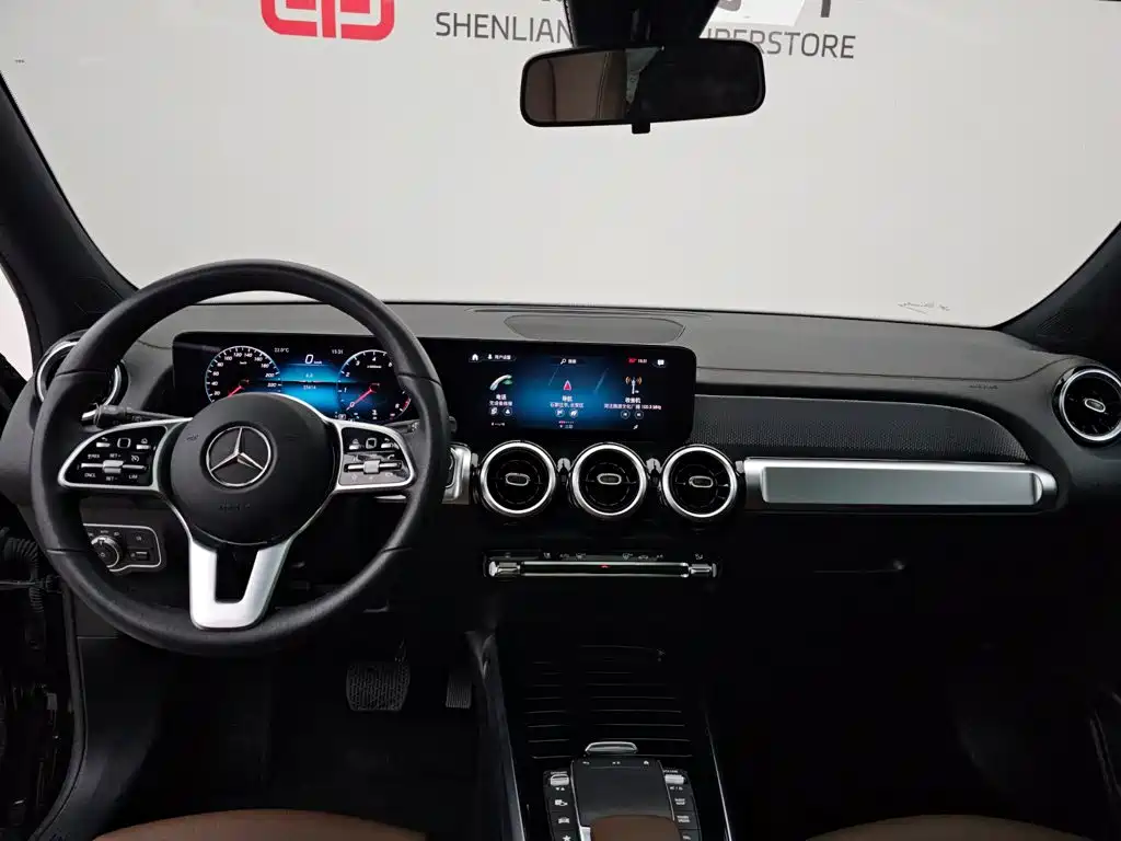 Mercedes-Benz GLB 2023 — фото 13