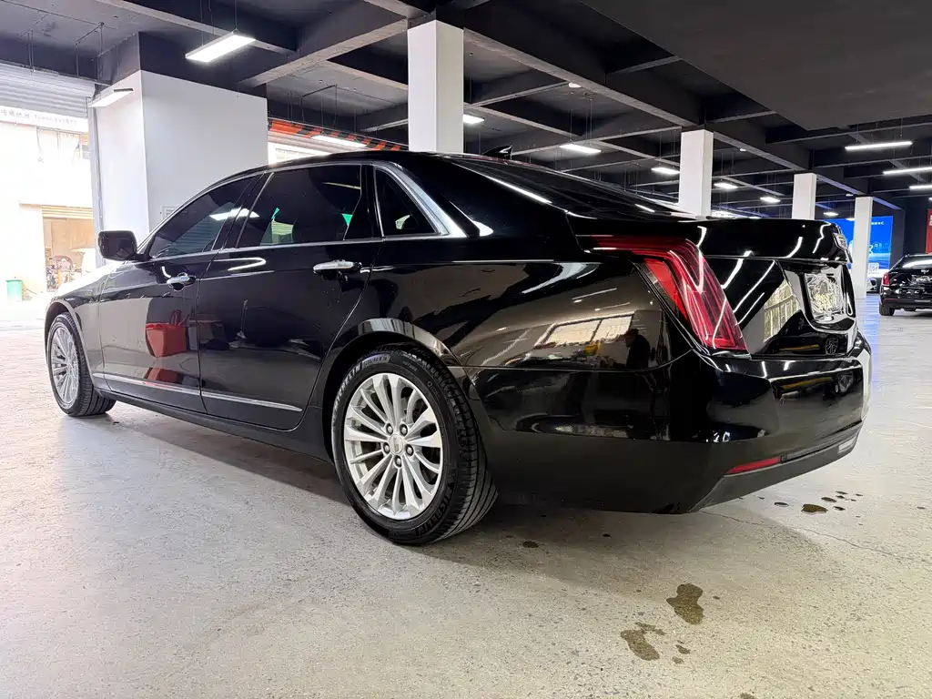 Cadillac CT6 2017 — фото 11