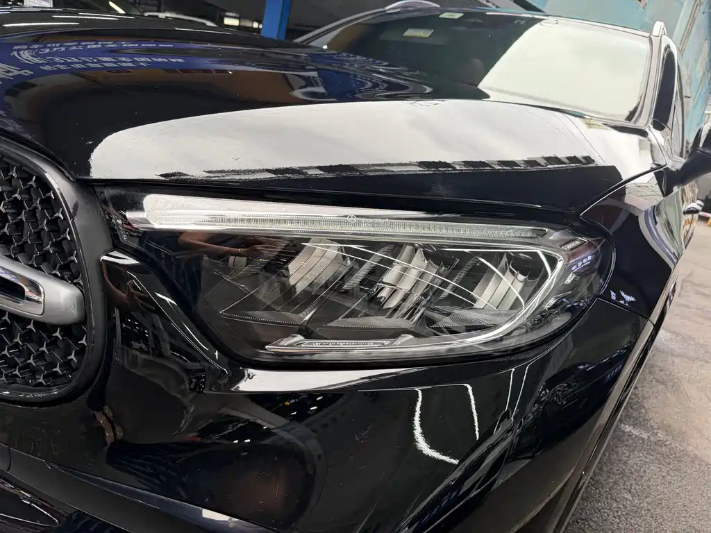 Mercedes-Benz GLC 2023
