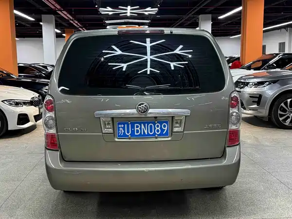 Buick GL8 2015