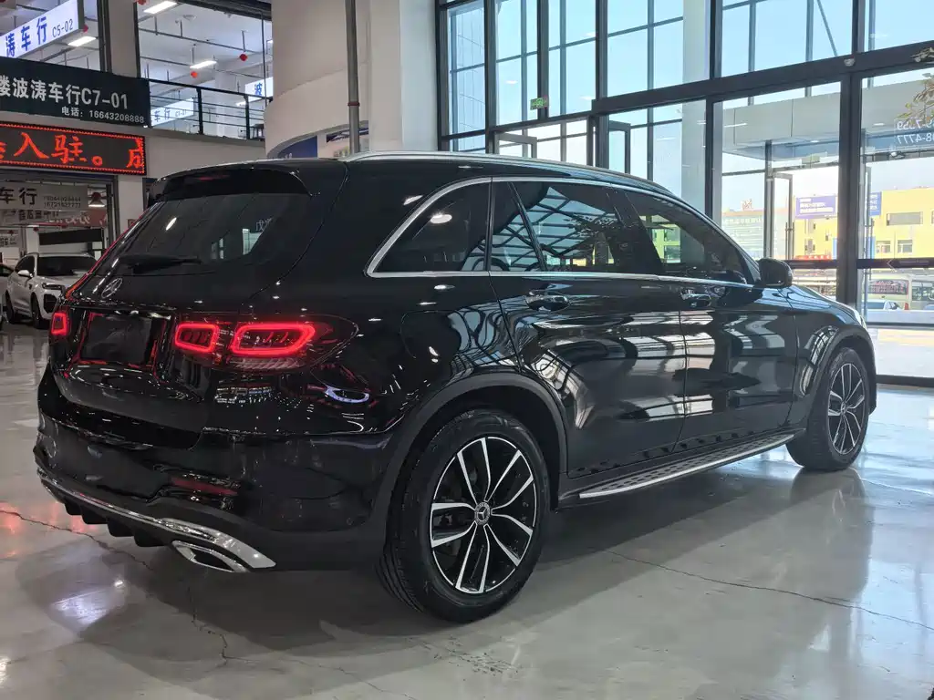 Mercedes-Benz GLC 2019 — фото 23