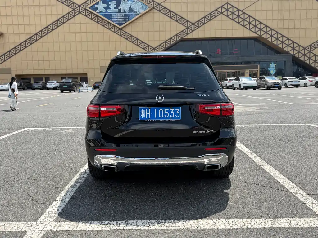 Mercedes-Benz GLB 2021